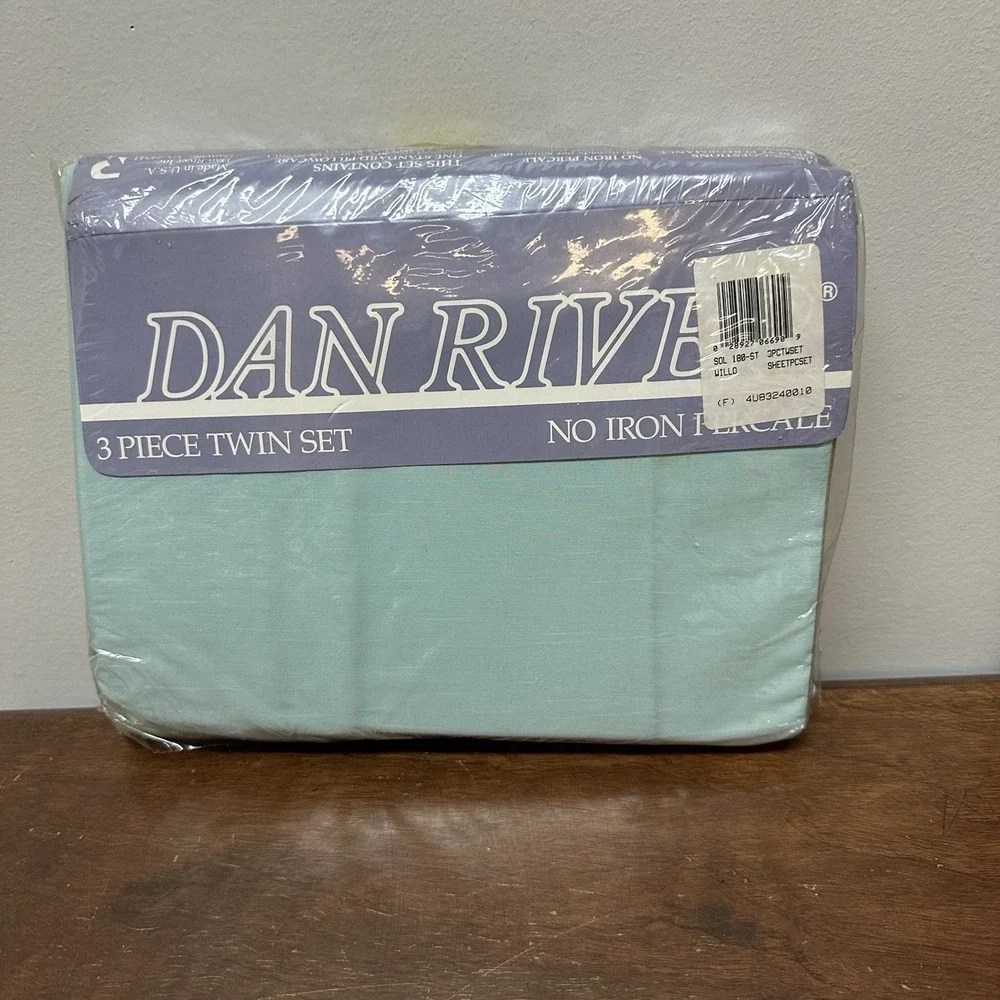 Vintage Dan River Twin 3 Pc Sheet Set No iron Percale Green Made in USA NOS NEW